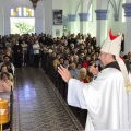 Ks. Bp. Jan Bosco glosi kazanie podczas Mszy sw.